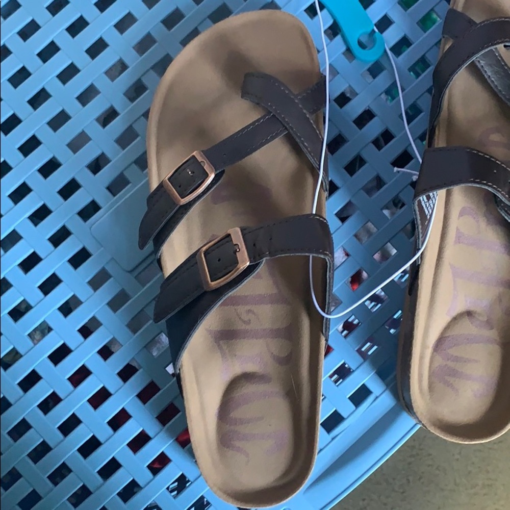 Target Sandals - Picture 4 of 4